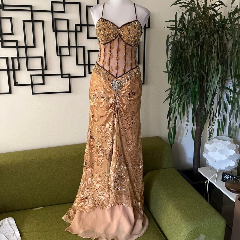 Elegant Gold Evening Gown